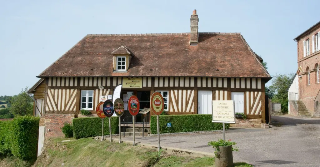 découvrez la gastronomie normande : saveurs traditionnelles, produits locaux et recettes authentiques de normandie.