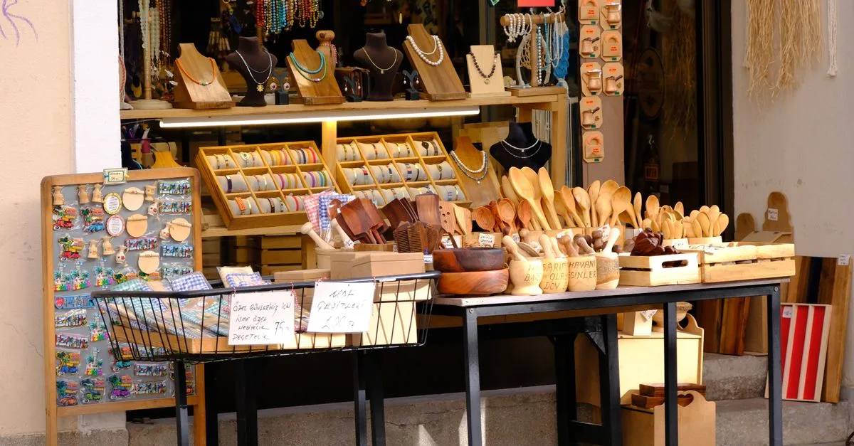 découvrez les meilleurs shops à narbonne pour toutes vos envies shopping : mode, accessoires, produits locaux et bien plus encore.